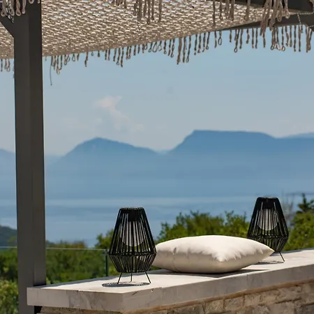 Villa Amalfi Lefkada