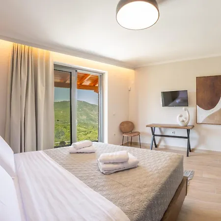 Villa Amalfi Lefkada Vavkerí
